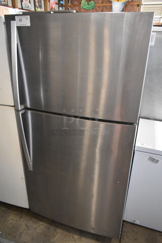 Whirlpool WRT511SZDM00 Stainless Steel Cooler Freezer Combo. 115 Volts, 1 Phase. Tested and Powers On But Does Not Get Cold