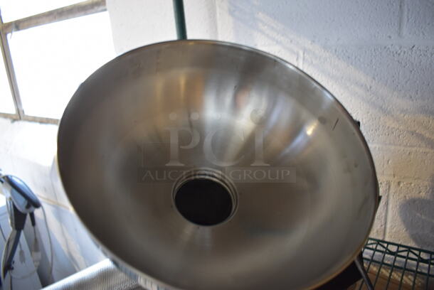 FLB 71 Stainless Steel Commercial Countertop Mincer and Tomato Press. 14x25x17. Tested and Working! - Image 7 of 8