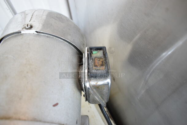 Metal Commercial Countertop Power Hub. 115 Volts, 1 Phase. Tested and Working! - Image 4 of 5