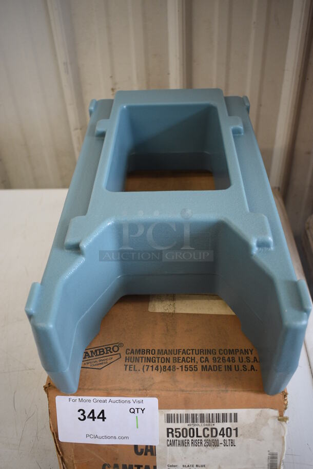 BRAND NEW IN BOX! Camtainer Blue Poly Riser. 9x16.5x5