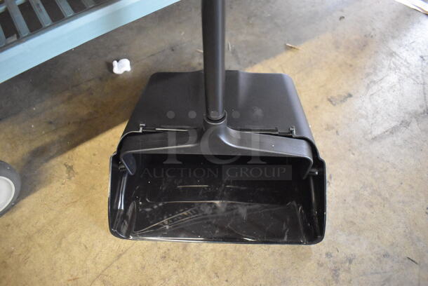 6 BRAND NEW IN BOX! Winco Black Poly Dust Pans. 13x11x38. 6 Times Your Bid! - Image 3 of 4