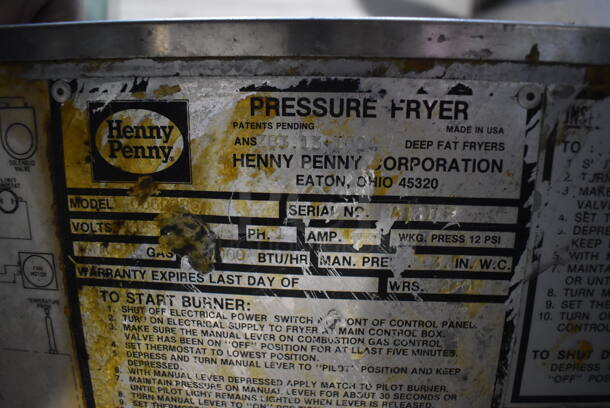 Henny Penny 600RB Stainless Steel Commercial Floor Style Natural Gas Powered Pressure Fryer on Commercial Casters. 18x40x48 - Image 6 of 7