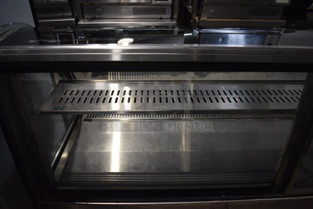 Vollrath RDE7160 Curved Glass Drop In Refrigerated Display Case. 120V/1 Phase. Tested And Powers On But Does Not Get Cold - Image 6 of 7
