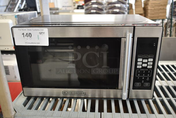 2017 Black & Decker EM720CPN-PMB Countertop Microwave Oven. 120 Volts, 1 Phase. - Image 1 of 4