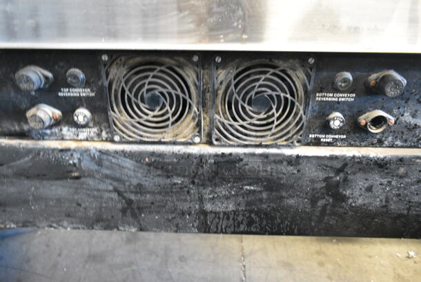 CTX DZ55 Stainless Steel Commercial Electric Powered Double Conveyor Oven on Commercial Casters. 208/230 Volts, 3 Phase. - Image 4 of 9