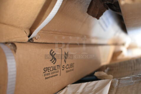 BRAND NEW SCRATCH AND DENT! Specialty S Cube Fixture