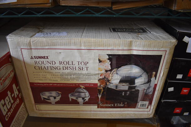 BRAND NEW IN BOX! Sunnex Stainless Steel Round roll Top Chafing Dish w/ Drop In. 20x18x18 - Image 2 of 3
