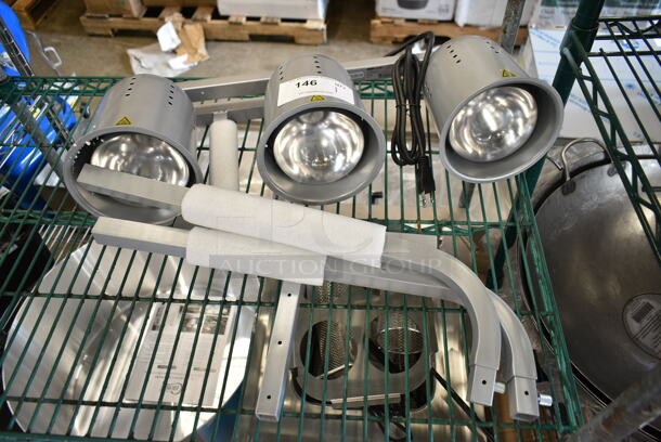 BRAND NEW SCRATCH AND DENT! ServIt 423BLS3 Suspension Bar 3 Bulb Heat Lamp . 120 Volts, 1 Phase.  - Image 2 of 5