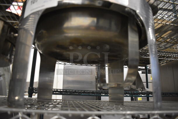 2 Metal Chafing Dish Frames w/ 2 Drop Ins and 1 Lid. Includes 16x13x8, 17x17x11. 2 Times Your Bid! - Image 4 of 4