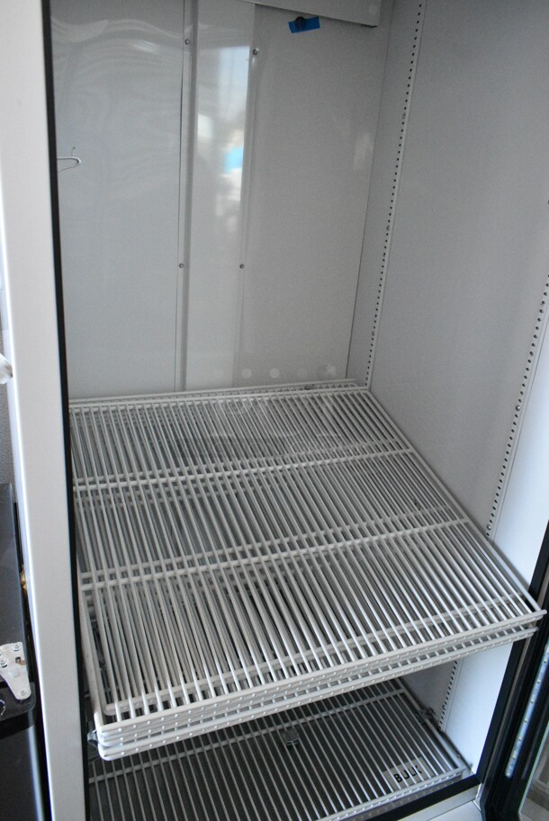 2021 True TSCI-600R-G-PH Metal Commercial Single Door Reach In Cooler Merchandiser w/ Poly Coated Racks. 115 Volts, 1 Phase. Tested and Working! - Image 3 of 5