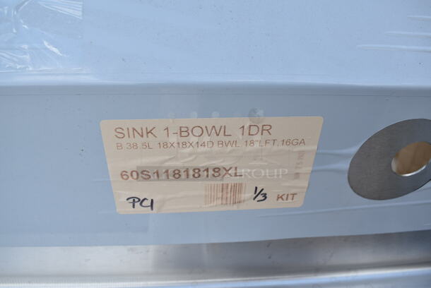 BRAND NEW SCRATCH AND DENT! Regency 60S1181818XL 38 1/2" 16-Gauge Stainless Steel One Compartment Commercial Sink with Stainless Steel Legs and 1 Drainboard - 18" x 18" x 14" Bowl - Left Drainboard - Image 6 of 7