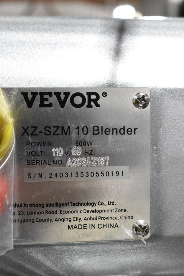 Vevor XZ-SZM Metal Commercial Countertop 10 Quart Planetary Dough Mixer w/ Stainless Steel Mixing Bowl, Bowl Guard, Whisk, Paddle and Dough Hook Attachments. 110 Volts, 1 Phase. Tested and Powers On But Parts Do Not Move - Image 5 of 5