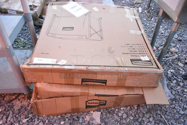 3 BRAND NEW SCRATCH AND DENT! Rubbermaid 6901881750 Laundry Cart - 8 Bushel Collapsible X-Cart. 3 Times Your Bid!  - Image 2 of 4