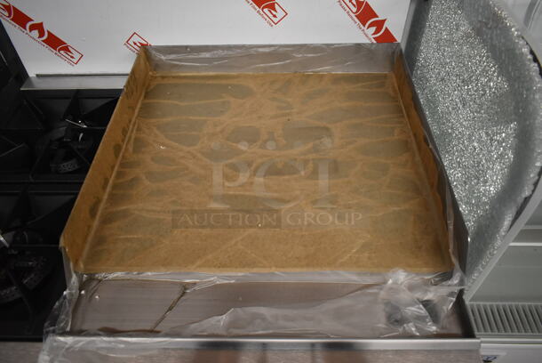 BRAND NEW SCRATCH AND DENT! KoolMore Stainless Steel Commercial Natural Gas Powered 2 Burner Range w/ Flat Top Griddle, Oven, Over Shelf and Back Splash.  - Image 7 of 12
