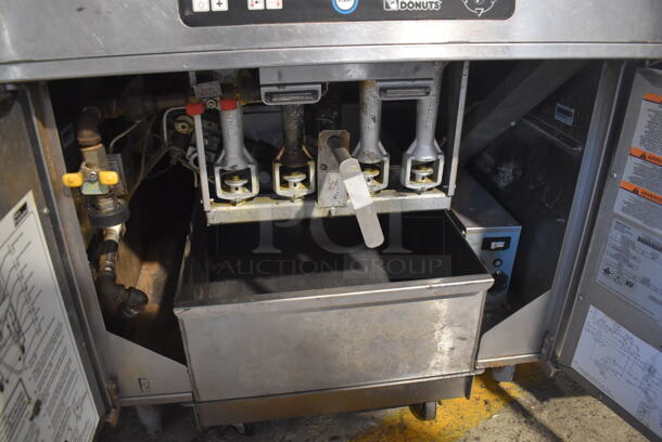 2013 Pitco Frialator DD24RUFM Stainless Steel Commercial Natural Gas Powered Donut Fryer w/ Grease Trap. 72,000 BTU. 29x43x56 - Image 6 of 8