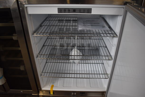 BRAND NEW! Whynter BOR-53024-SSW Stainless Steel Commercial Mini Cooler. 115 Volts, 1 Phase. 24x24x34. Tested and Working! - Image 5 of 8