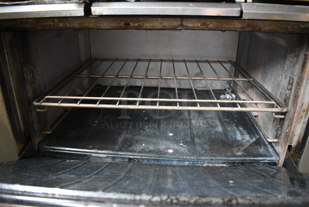 Garland SunFire Stainless Steel Commercial Natural Gas Powered 6 Burner Range w/ Oven, Salamander Cheese Melter and Backsplash. 36x34x70 - Image 4 of 5