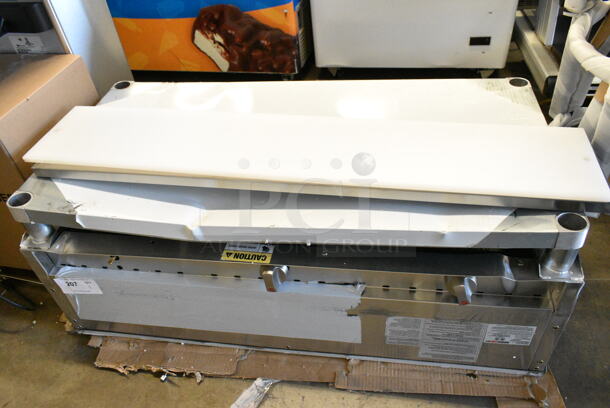 BRAND NEW SCRATCH AND DENT! ServIt 423GST3WELP Stainless Steel Three Pan Open Well Liquid Propane Steam Table with Undershelf - 10,500 BTU.  - Image 3 of 7