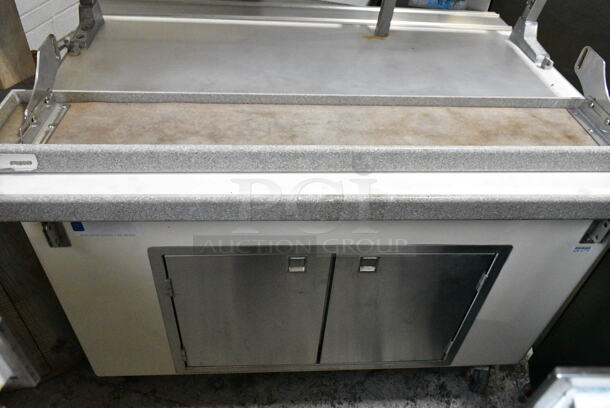 Delfield KC-50-NU Stainless Steel Buffet Station w/ Tray Slide on Commercial Casters. Cannot Test Due To Missing Power Cord - Image 4 of 6