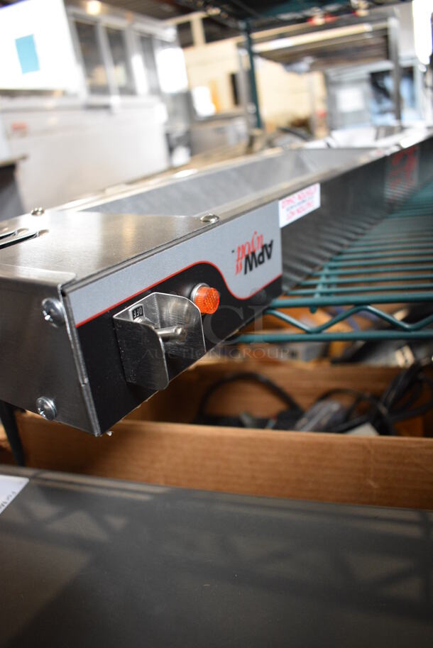 APW Wyott Model OH36L1T Stainless Steel Commercial Warming Strip. 120 Volts, 1 Phase. 36x6x2.5 - Image 4 of 5