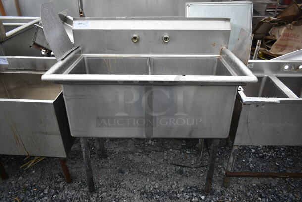 Stainless Steel Commercial 2 Bay Sink. Bays 18x18