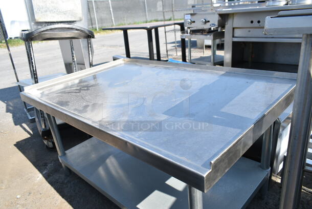 Stainless Steel Equipment Stand w/ Under Shelf.  - Image 3 of 4