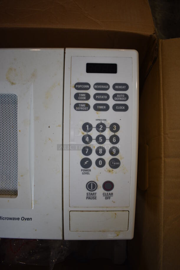 GE Model JES1136WK White Countertop Microwave Oven w/ Plate. 21x13x14 - Image 2 of 4