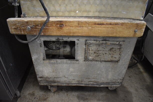 Mandl Metal Commercial Floor Style Dough Sheeter on Commercial Casters. 250 Volts, 1 Phase. 42x26x56 - Image 6 of 7