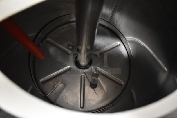 Stoelting 100-C Stainless Steel Commercial Countertop Air Cooled Frozen Beverage Machine. 115 Volts, 1 Phase.  - Image 4 of 5