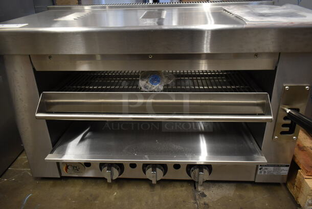 BRAND NEW SCRATCH AND DENT! Cooking Performance Group CPG 351S36SBN Stainless Steel Commercial Natural Gas Powered Cheese Melter. 36,000 BTU. - Image 4 of 11
