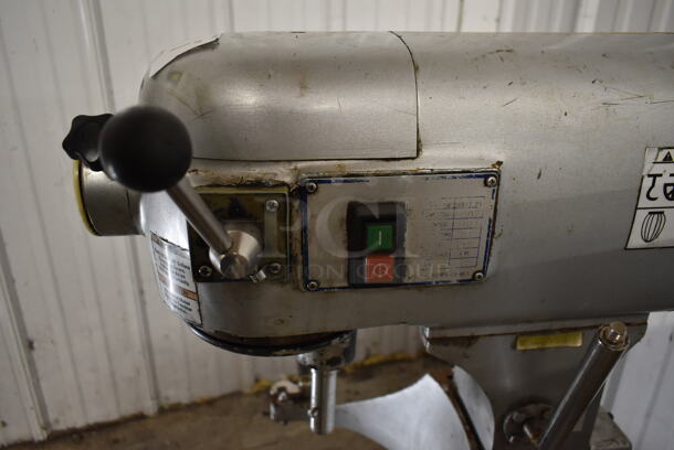 Hebvest SM30HD/7301 Metal Commercial Countertop 30 Quart Planetary Mixer. 110 Volts, 1 Phase. Tested and Working! - Image 3 of 7