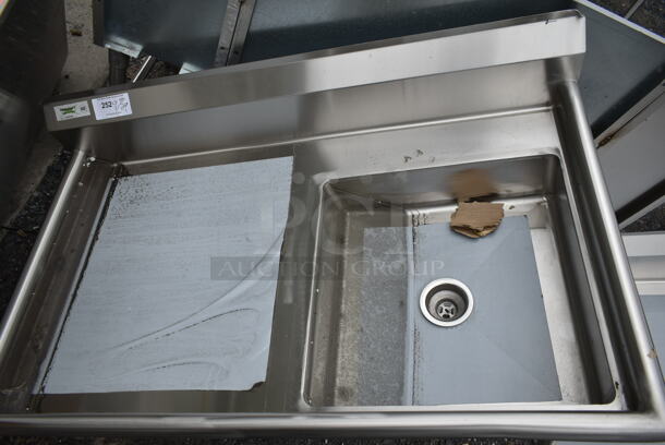 BRAND NEW SCRATCH AND DENT! Regency 600UDT50R Stainless Steel Commercial Single Bay Sink w/ Left Side Drain Board.  - Image 2 of 6