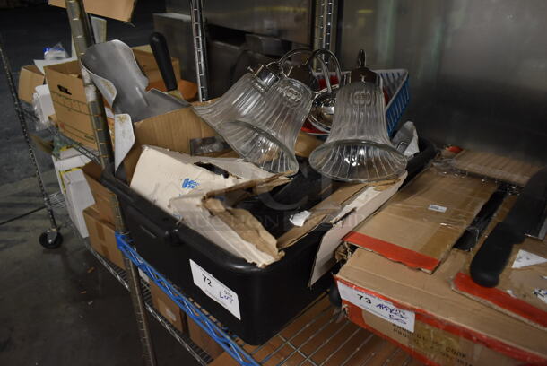 ALL ONE MONEY! Lot of Various Items Including Light Fixture and Poly Food Baskets - Image 2 of 5