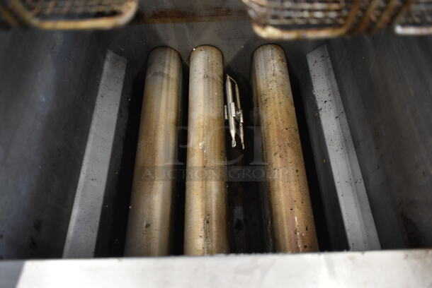 Cook Rite ATFS-40 Stainless Steel Commercial Floor Style Natural Gas Powered Deep Fat Fryer w/ 2 Metal Fry Baskets. 102,000 BTU. - Image 5 of 8