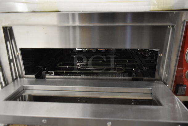 BRAND NEW SCRATCH AND DENT! Avantco 177DPO18S Stainless Steel Commercial Countertop Electric Powered Single Deck Pizza Oven w/ Broken Cooking Stone. 120 Volts, 1 Phase. Tested and Working! - Image 4 of 6