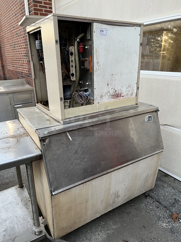 Scotsman CME650AE-32A Metal Commercial Ice Head on Commercial Ice Bin. 208/230 Volts, 1 Phase. 44x33x68 - Image 2 of 6