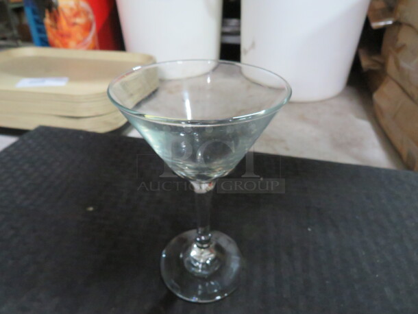 Martini Glass. 8XBID
