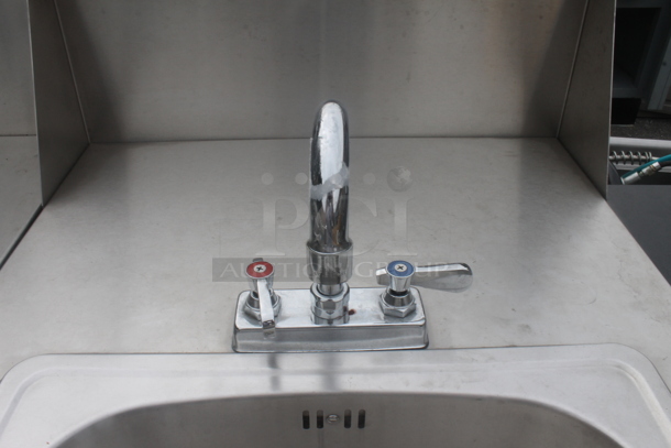 QualServ Stainless Steel Commercial Single Bay Portable Sink w/ Faucet and Handles on Commercial Casters. Bay 16x14x6.5 - Image 4 of 9