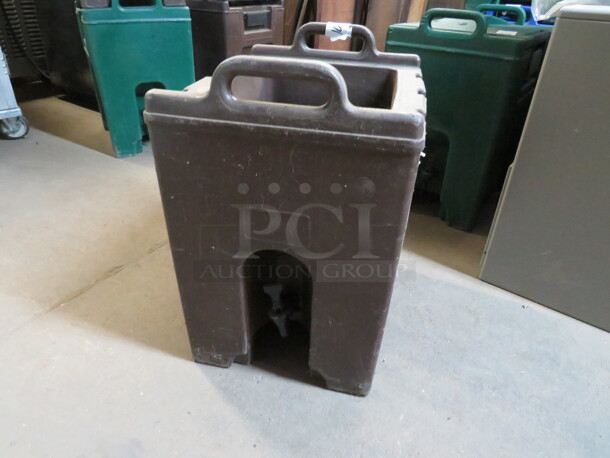 One Brown 10 Gallon CAMBRO Insulated Beverage Dispenser. No Lid. Model# UC1000. 