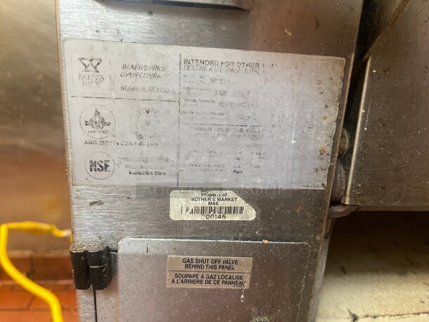 Working! Bakers Pride GP-62 Countertop Pizza Oven - Double Deck, Clean Stones Commercial Natural Gas NSF Tested and Working! - Image 8 of 9