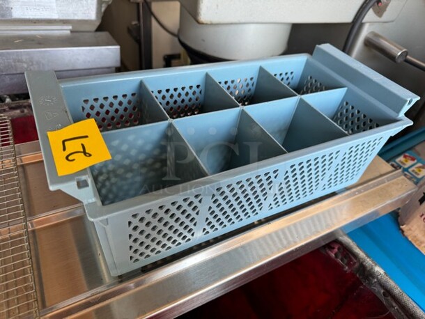 8 Compartment Half Size Flatware Rack without Handles - Image 1 of 3