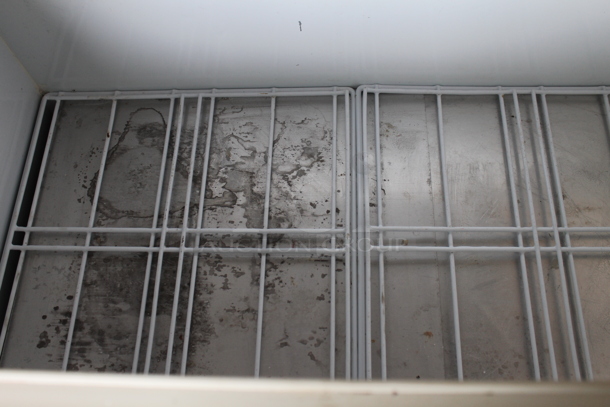 Turbo Air TUC-70W Metal Commercial Ice Cream Dipping Cabinet. 110-120 Volts, 1 Phase. Tested and Working! - Image 4 of 5