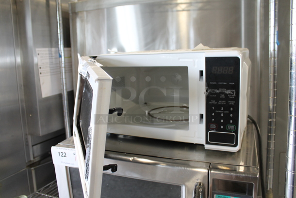Walmart MSFOW100072352 Countertop Microwave Oven. 120 Volts, 1 Phase.  - Image 3 of 5