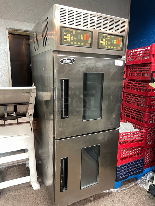 Clean! Softmill Commercial Retarded Proofer Refrigerated Proofer Great For Baking NSF 220 Volt Tested and Working - Image 2 of 11