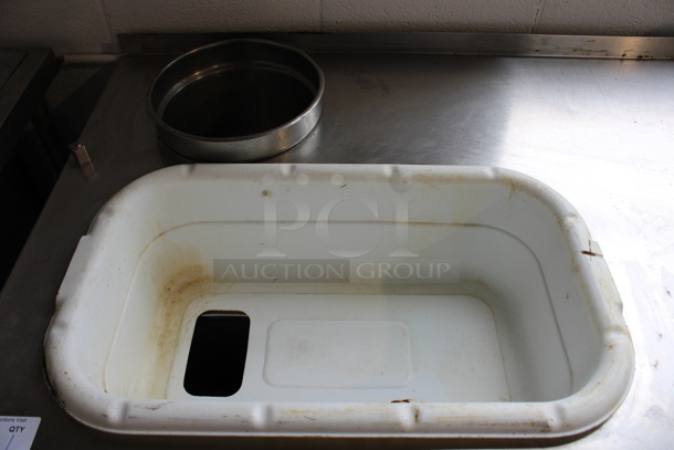 Ayr-king Stainless Steel Commercial Breader / Blender / Sifter Station. 115 Volts, 1 Phase. 48x30x36. Tested and Powers On But Parts Do Not Move - Image 4 of 6