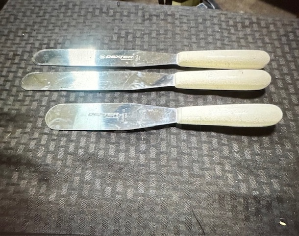Commercial Spreader. 3XBID - Image 1 of 1