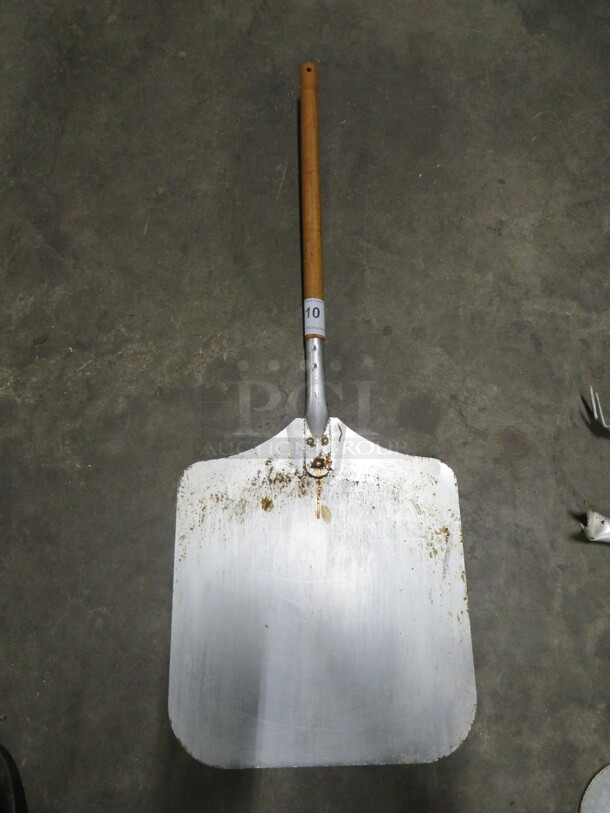 One Pizza Paddle. - Image 1 of 1
