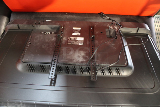 Toshiba Model 49L510U18 49" Television. 120 Volts, 1 Phase. Buyer Must Pick Up - We Will Not Ship This Item. Tested and Powers On - See Pictures - Image 9 of 9