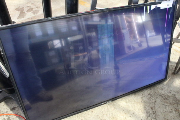 Toshiba Model 49LF421U19 49" Television. 120 Volts, 1 Phase. Buyer Must Pick Up - We Will Not Ship This Item. Tested and Powers On - See Pictures - Image 4 of 8
