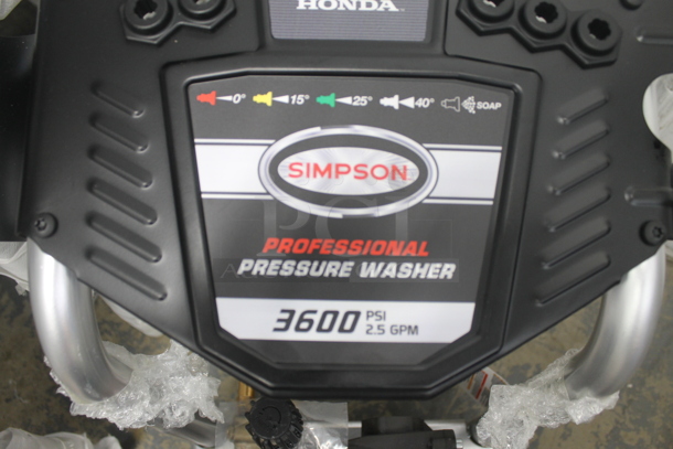 BRAND NEW SCRATCH AND DENT! Simpson ALH3425-S 60689 Aluminum Series Pressure Washer with Honda Engine and 35' Hose. 3600 PSI; 2.5 GPM. - Image 7 of 12